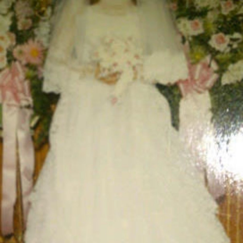 Wedding dress, Size 12, White Lace and Pearls